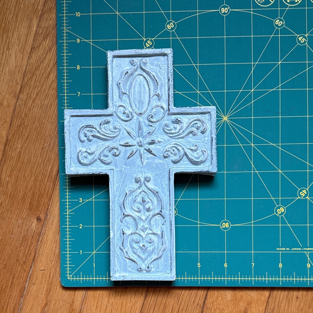 Set of 3 Decorative Wall Crosses in Light Blue - Picture 4 of 5
